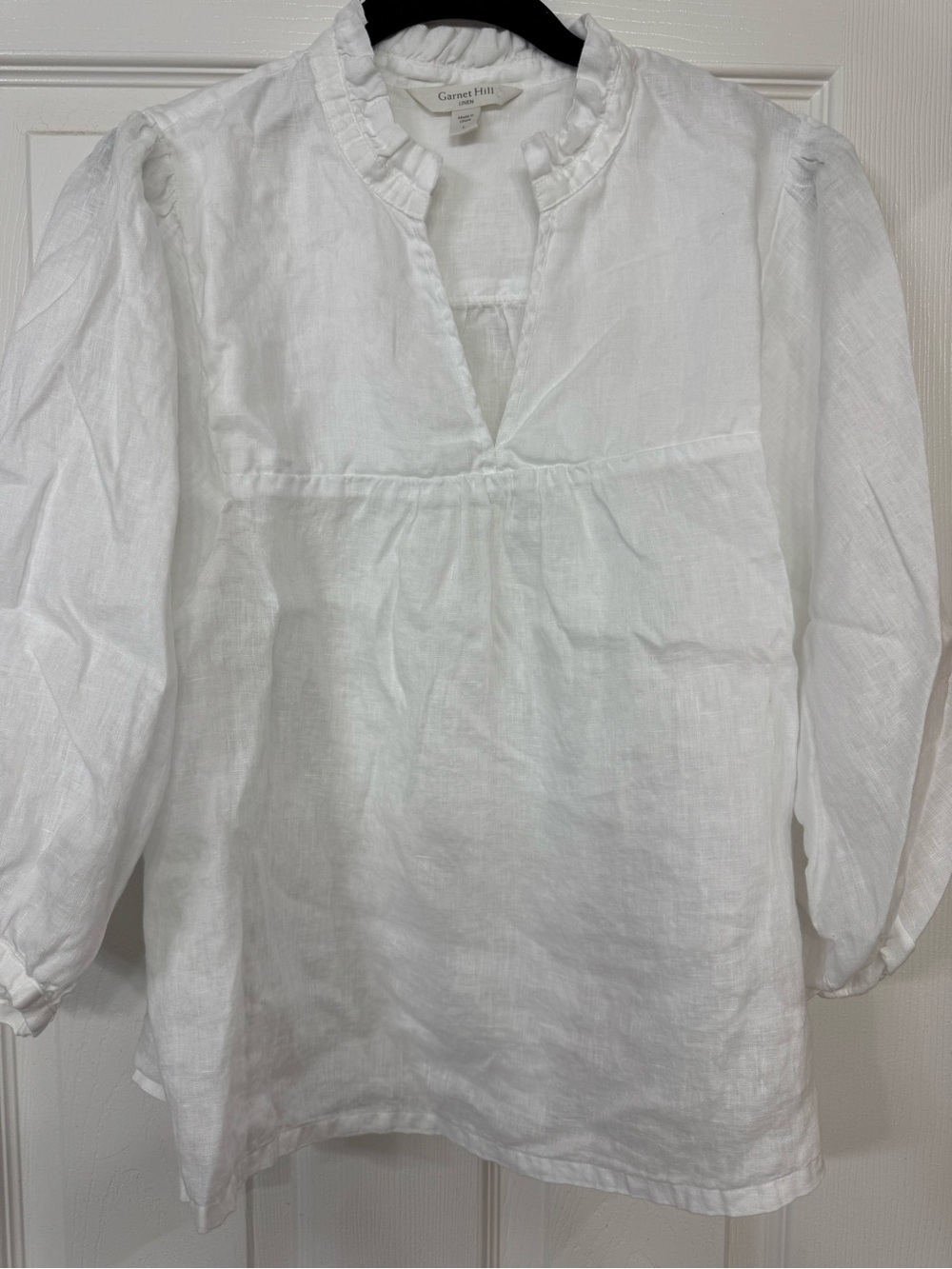 Garnet Hill White Linen Ruffle Collar Blouse. Large. EUC.
